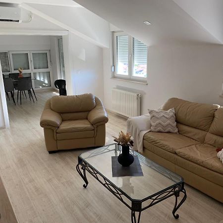 Cityview Apartment Sane 모스타르 외부 사진